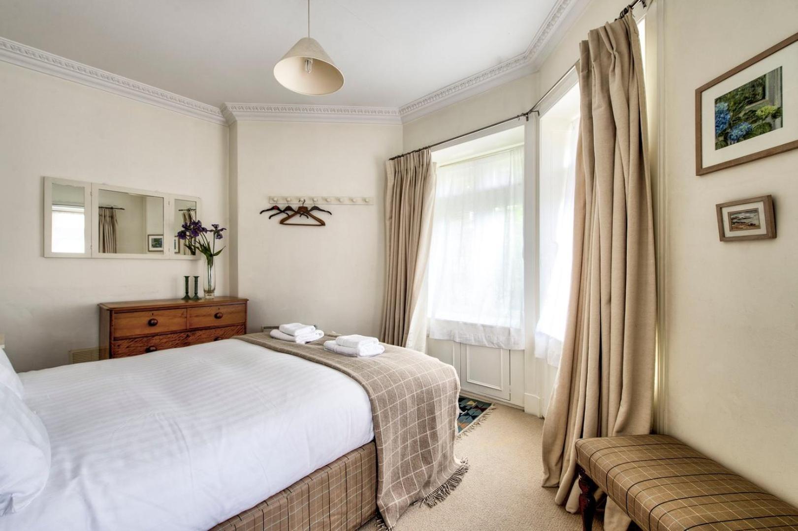 Guestready - Classic Charm Near Holyrood Park Единбург Екстериор снимка