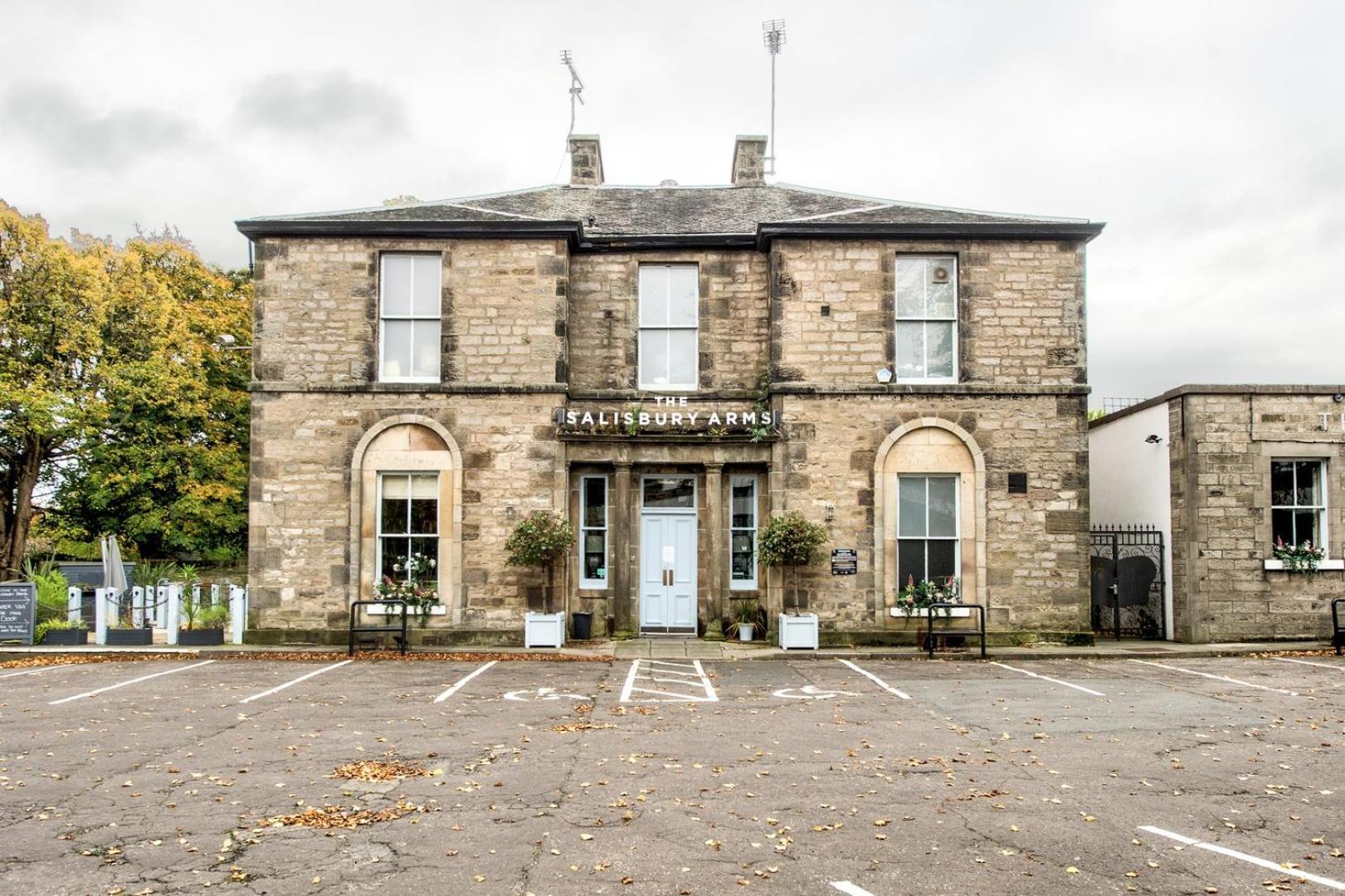 Guestready - Classic Charm Near Holyrood Park Единбург Екстериор снимка