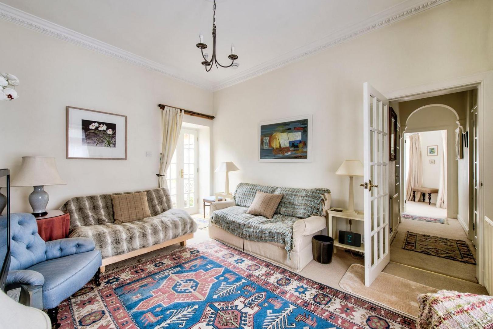 Guestready - Classic Charm Near Holyrood Park Единбург Екстериор снимка